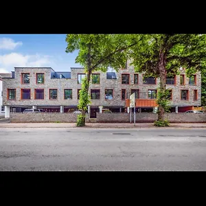  Apartment The Duplex At Sophia Mews With Free Parking United Kingdom