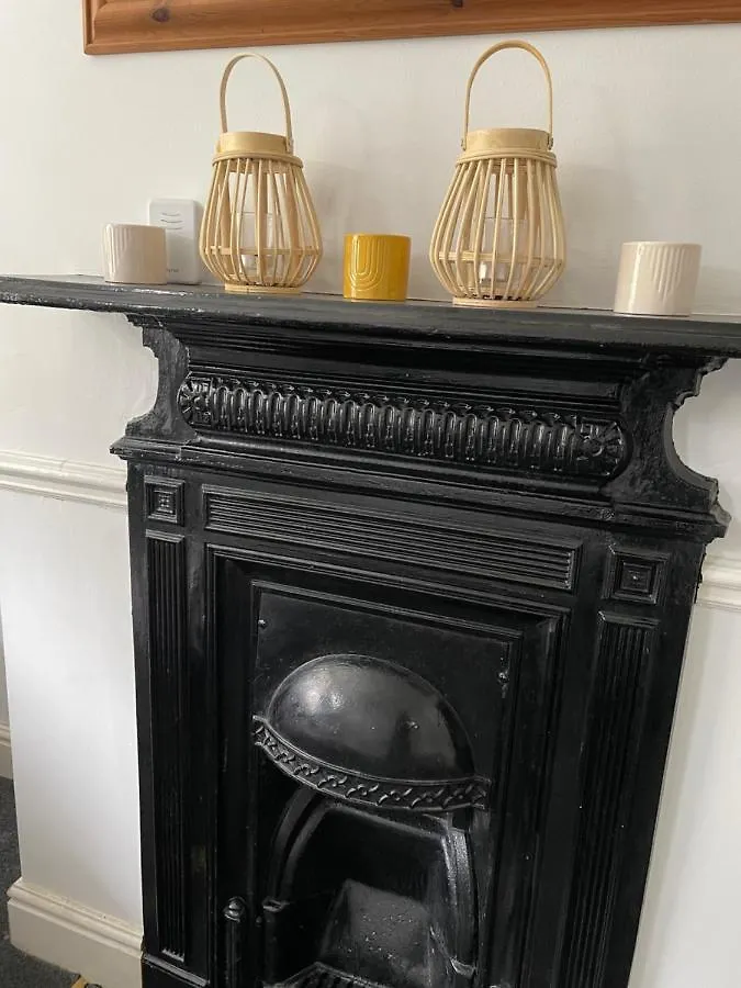 Cozy 3 Bedrooms Home Off Mill Road Sleep 캠브리지 아파트